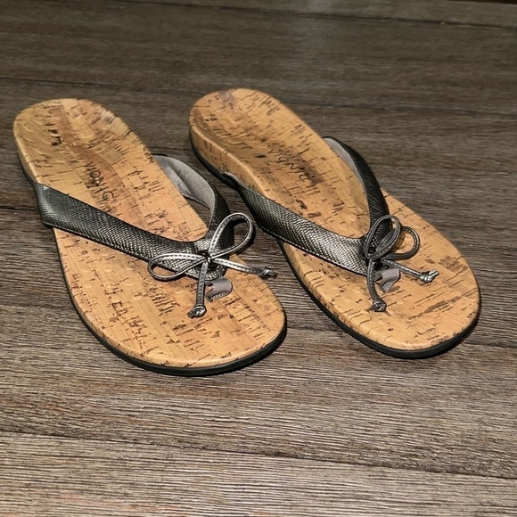 Vionic Cassie Rock - Picture 1 of 10